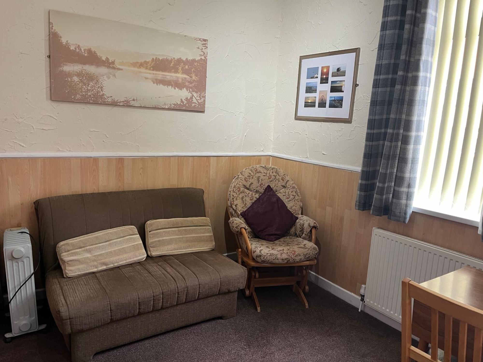 Lindisfarne Holiday Apartments - Families & Couples Only Blackpool Eksteriør bilde